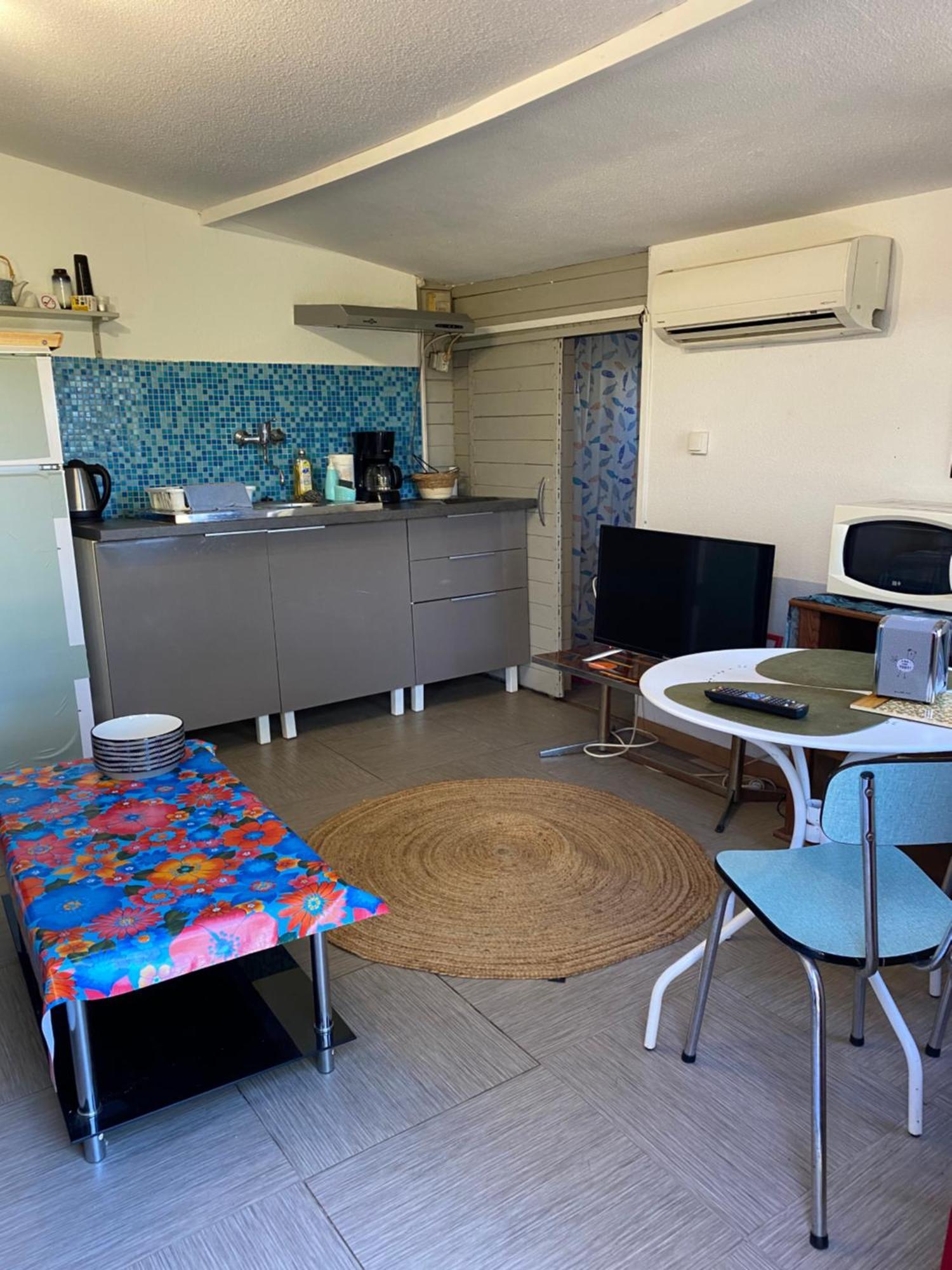 Lumphini le petit chalet climatisé Béziers Esterno foto